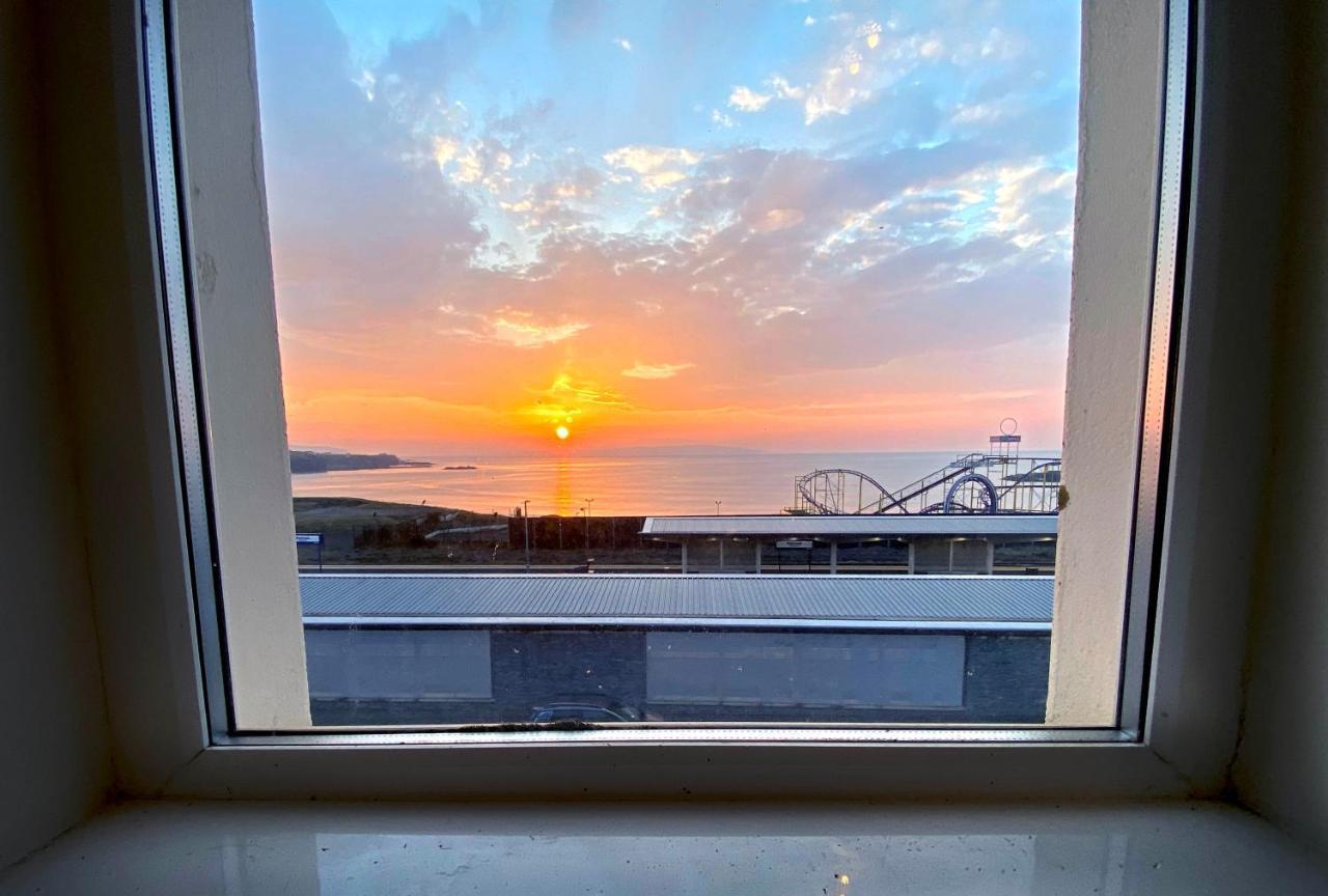 Entire Penthouse Apartment With Sea Views Portrush Kültér fotó